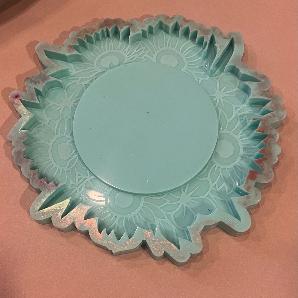 Sunflower Floral Silicone Mold – Mirror or Trinket Tray